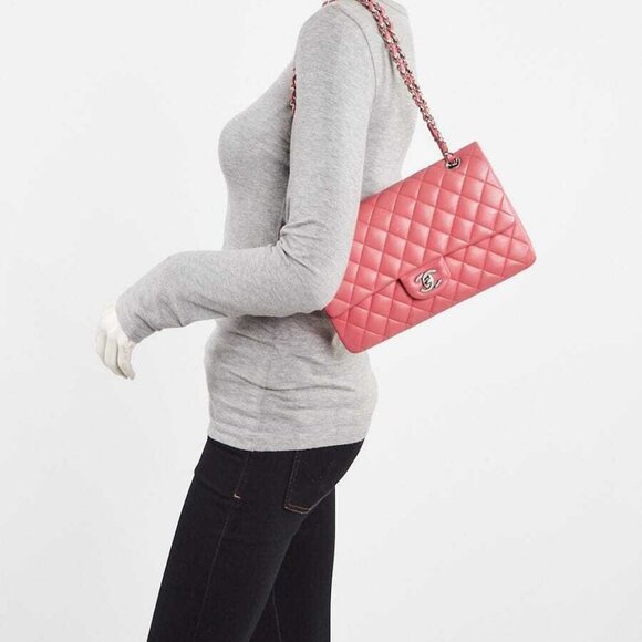 Chanel Pink Quilted Lambskin Leather Classic Medium Double Flap Bag - Picture 3 of 9